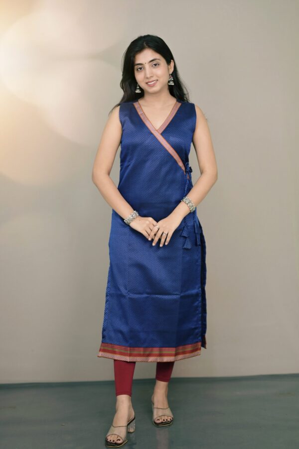 Khun Angrakha Kurta