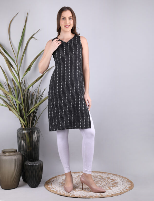 Sleeveless Kurti